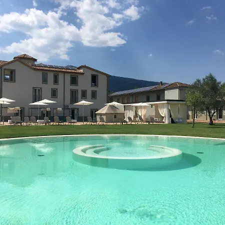 Iumara Relax Rezort Omignano Scale